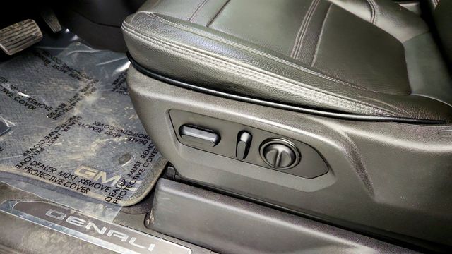 2021 GMC Sierra 1500 4WD Crew Cab 147'' Denali with Ultimate Package & 6.2L V8 Engine - 23000053 - 10