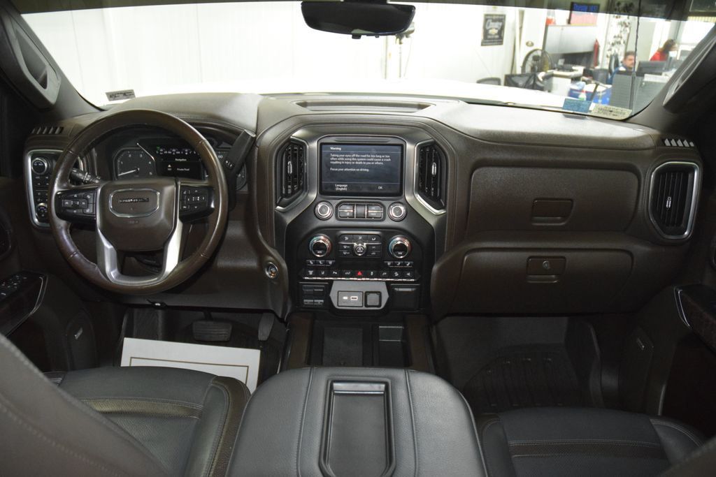 2021 GMC Sierra 2500HD 4WD Crew Cab 159" Denali - 23039227 - 31