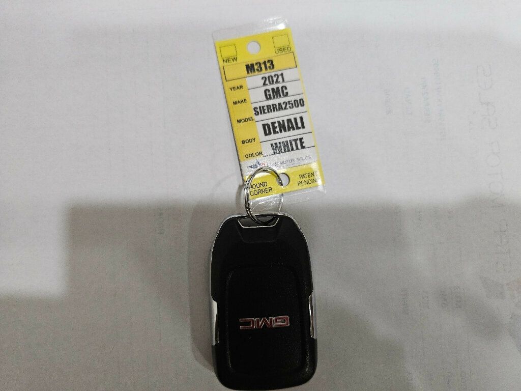 2021 GMC Sierra 2500HD 4WD Crew Cab 172" Denali - 22946201 - 42