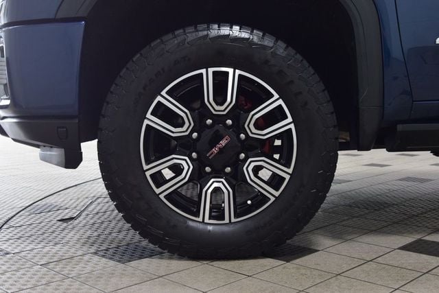 2021 GMC Sierra 2500HD AT4 Premium Plus Z71 - 23003452 - 24