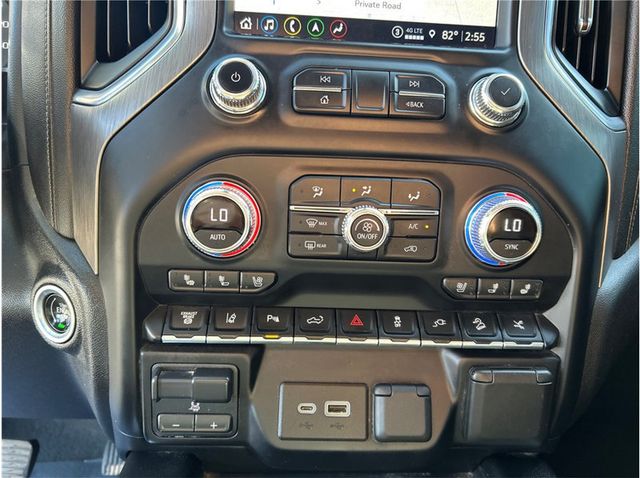 2021 GMC Sierra 3500 HD Crew Cab Denali Pickup 4D 8 ft - 22940495 - 14