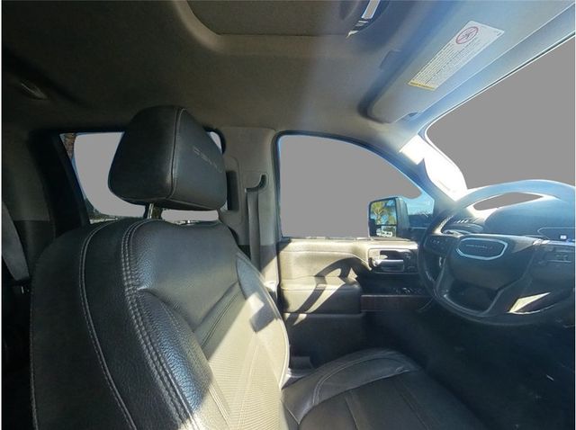 2021 GMC Sierra 3500 HD Crew Cab Denali Pickup 4D 8 ft - 22940495 - 25