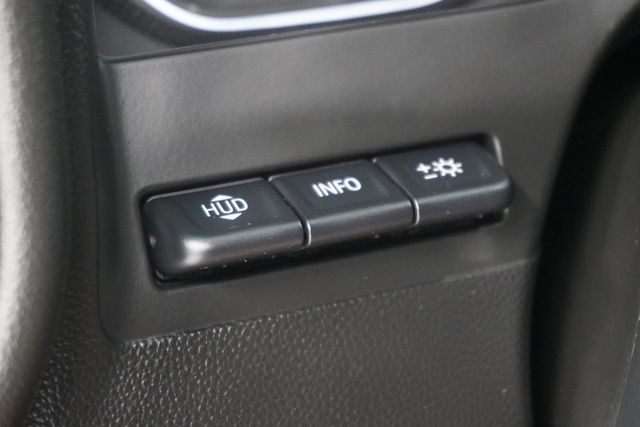 2021 GMC Sierra 3500HD Denali - 23016782 - 26