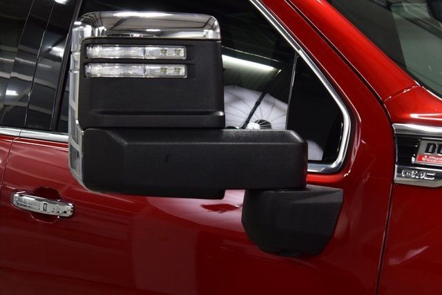 2021 GMC Sierra 3500HD Denali - 22939693 - 18