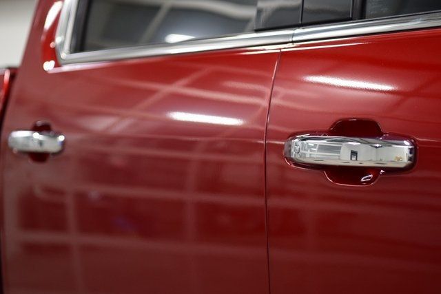 2021 GMC Sierra 3500HD Denali - 22939693 - 20