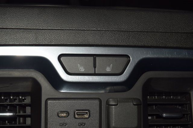 2021 GMC Sierra 3500HD Denali - 22939693 - 44