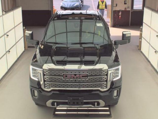 2021 GMC Sierra 3500HD Denali - 23010188 - 2