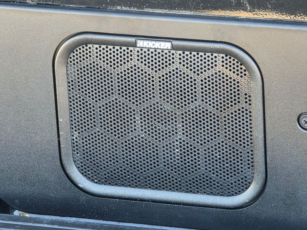 2021 GMC Sierra 3500HD Denali - 22938647 - 17