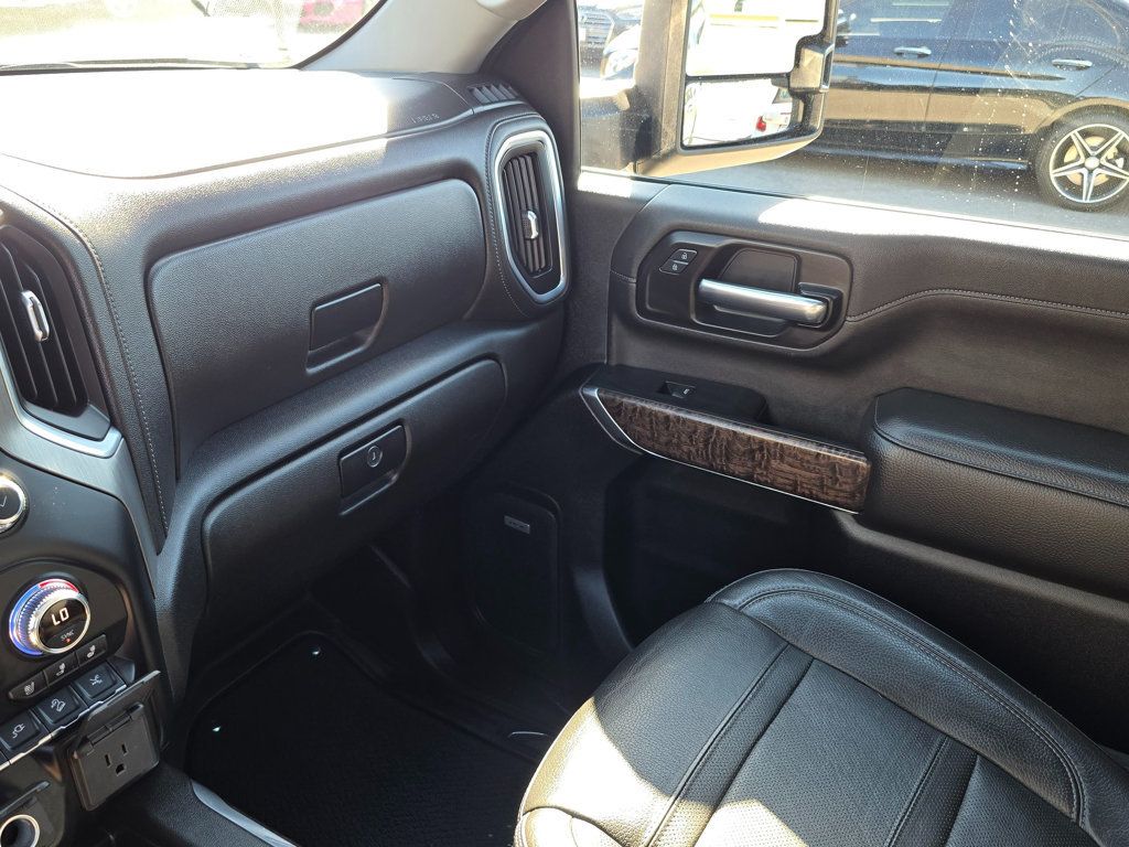 2021 GMC Sierra 3500HD Denali - 22938647 - 48