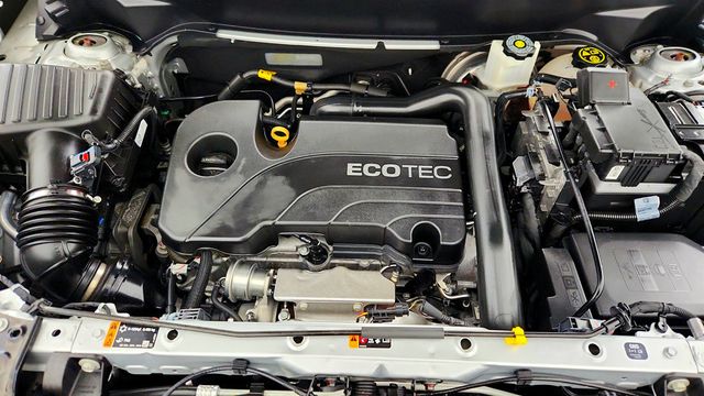 2021 GMC Terrain 4dr SLT with Skyscape Sunroof, Infotainment Pkg II & Pro Safety+ - 22975379 - 26