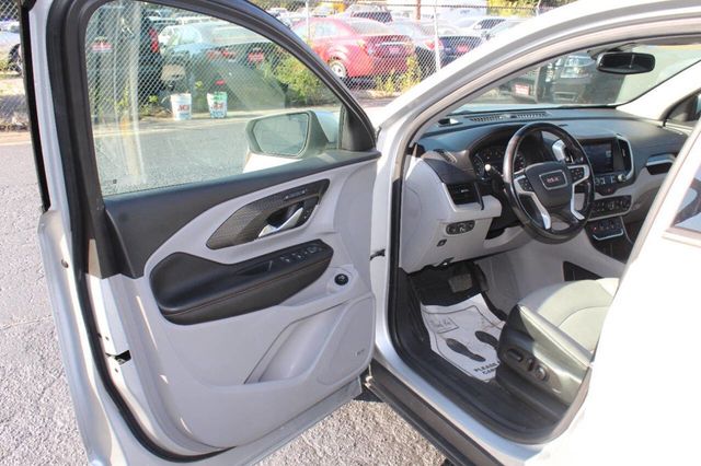 2021 GMC Terrain AWD 4dr SLT - 22927348 - 9