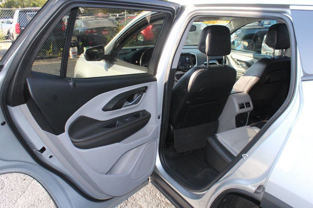 2021 GMC Terrain AWD 4dr SLT - 22927348 - 13