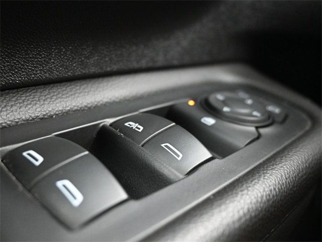 2021 Gmc Terrain SLE photo 24