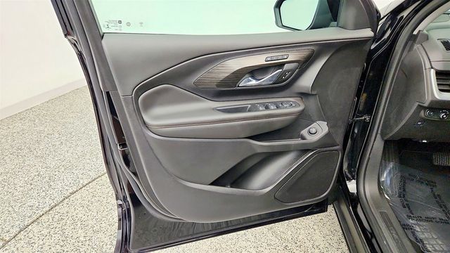 2021 GMC Terrain FWD 4dr SLT Elevation Edition w/ Preferred Pkg - 23076163 - 9