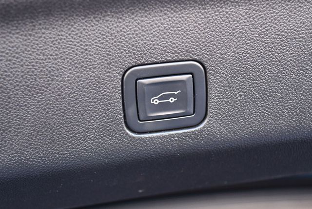 2021 GMC Yukon 2WD 4 Door Denali W/Denali Premium Package - 23088161 - 21