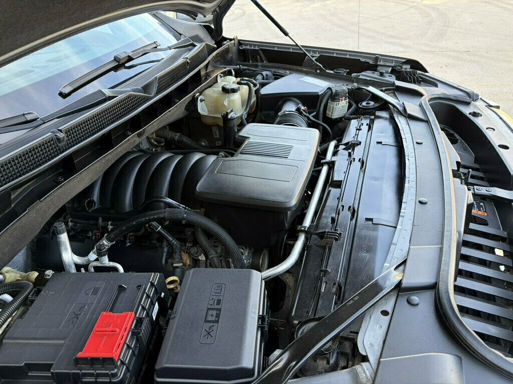 2021 GMC Yukon 4WD 4dr AT4 - 23101657 - 37