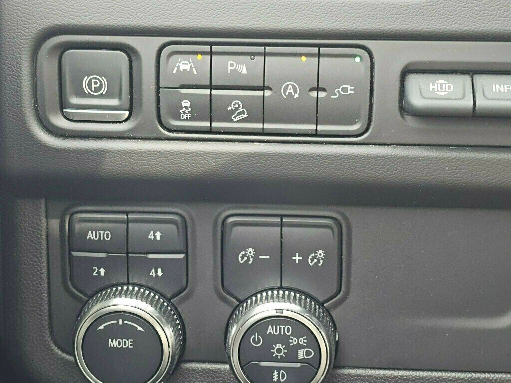 2021 GMC Yukon 4WD 4dr AT4 - 22928278 - 32