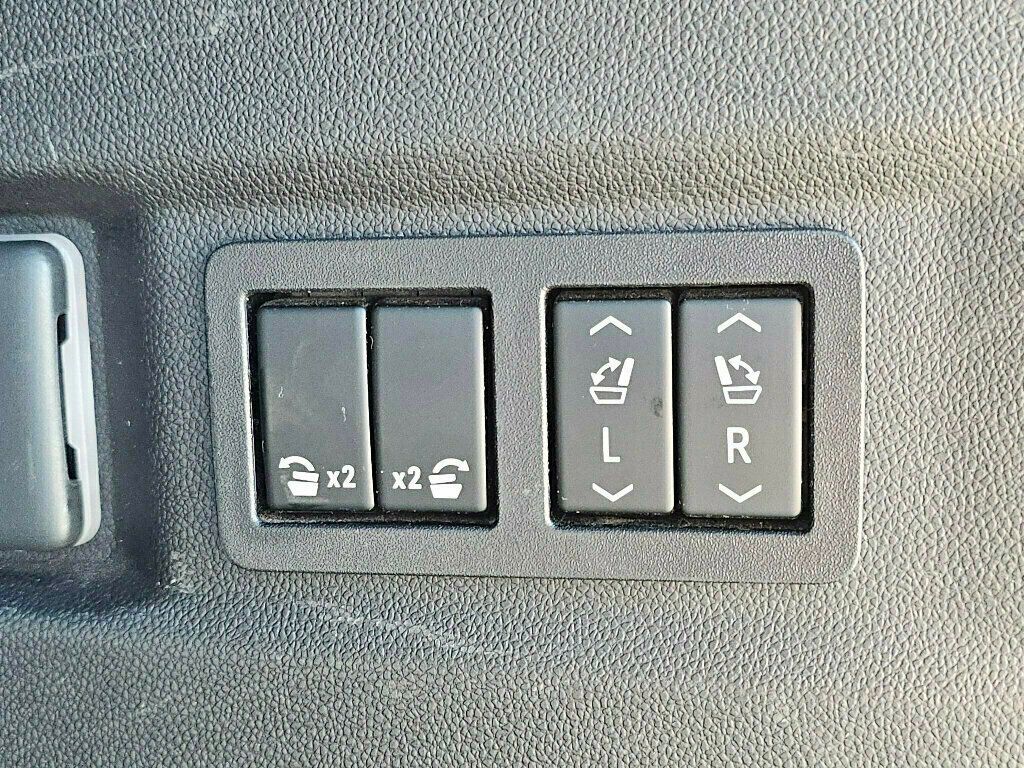 2021 GMC Yukon 4WD 4dr AT4 - 22928278 - 39