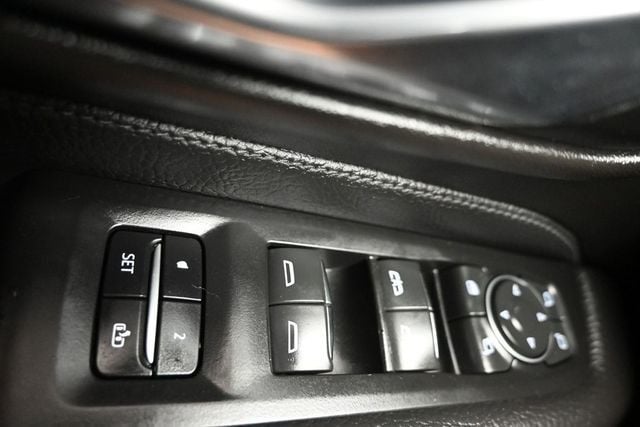 2021 GMC Yukon 4WD 4dr Denali - 23042880 - 23