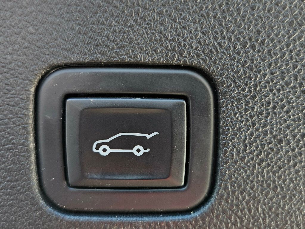 2021 GMC Yukon 4WD 4dr Denali - 22952646 - 46