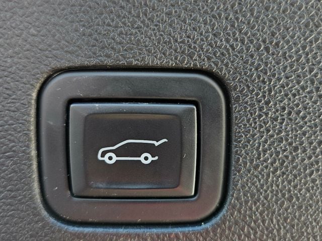 2021 GMC Yukon 4WD 4dr Denali - 22952646 - 46