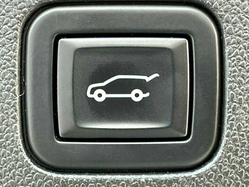 2021 GMC Yukon 4WD 4dr Denali - 23054977 - 39