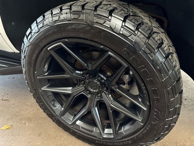 2021 GMC Yukon 4WD 4dr SLT - 23052731 - 10