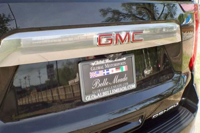 2021 GMC Yukon XL LocalTrade/Denali/2ndRowCaptains/RearEntertainment/NAV - 23004032 - 11
