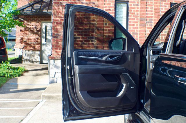 2021 GMC Yukon XL LocalTrade/Denali/2ndRowCaptains/RearEntertainment/NAV - 23004032 - 17
