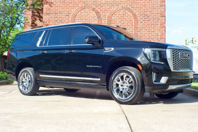 2021 GMC Yukon XL LocalTrade/Denali/2ndRowCaptains/RearEntertainment/NAV - 23004032 - 2