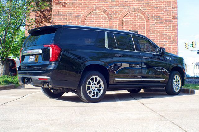 2021 GMC Yukon Denali AWD's photo