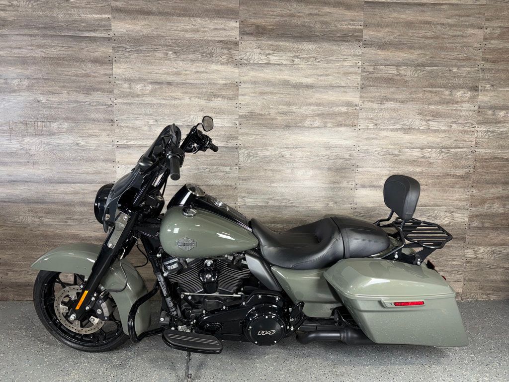 2021 Harley-Davidson FLHRXS Road King Special One Owner! - 23056309 - 10