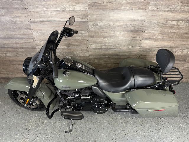 2021 Harley-Davidson FLHRXS Road King Special One Owner! - 23056309 - 15