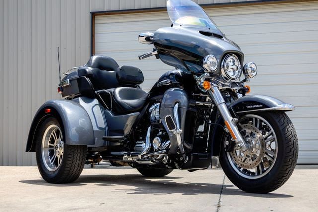 2021 Harley-Davidson FLHTCUTG TRI GLIDE ULTRA CLASSIC NICE TOURING TRIKE!! - 23037534 - 2