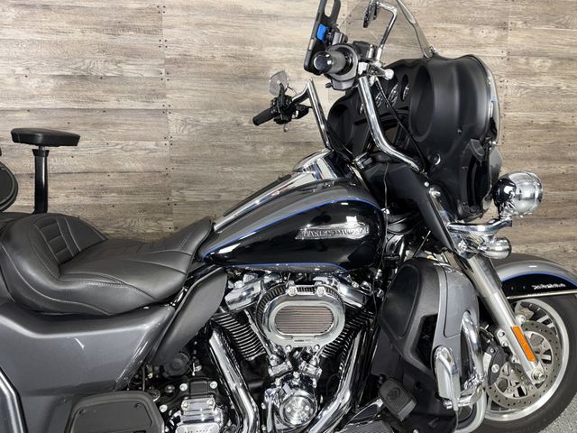 2021 Harley-Davidson FLHTCUTG Triglide Ultra Classic SUPER CLEAN! - 23082527 - 5