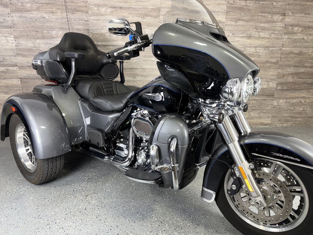 2021 Harley-Davidson FLHTCUTG Triglide Ultra Classic SUPER CLEAN! - 23082527 - 8