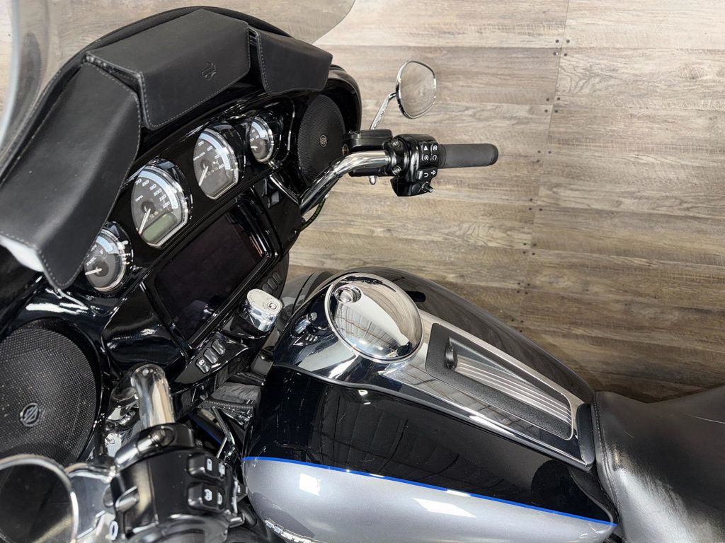 2021 Harley-Davidson FLHTK Electra Glide Ultra Limited One Owner! - 22978868 - 12