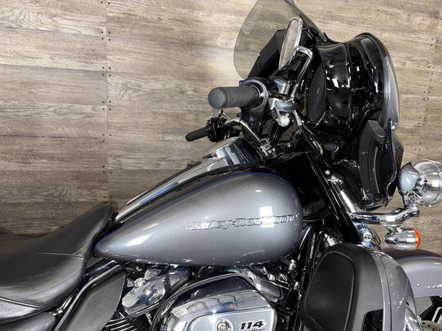 2021 Harley-Davidson FLHTK Electra Glide Ultra Limited One Owner! - 22978868 - 6