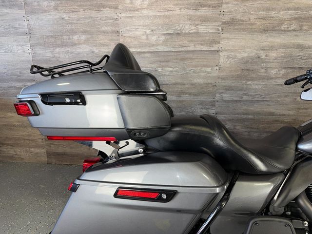 2021 Harley-Davidson FLHTK Ultra Limited SUPER CLEAN! - 23034362 - 4