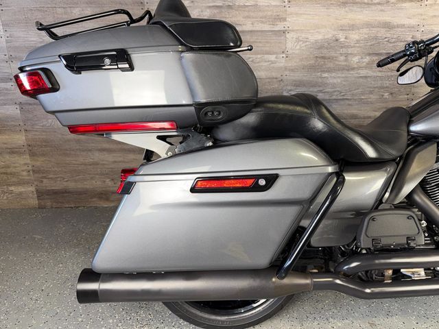 2021 Harley-Davidson FLHTK Ultra Limited SUPER CLEAN! - 23034362 - 7