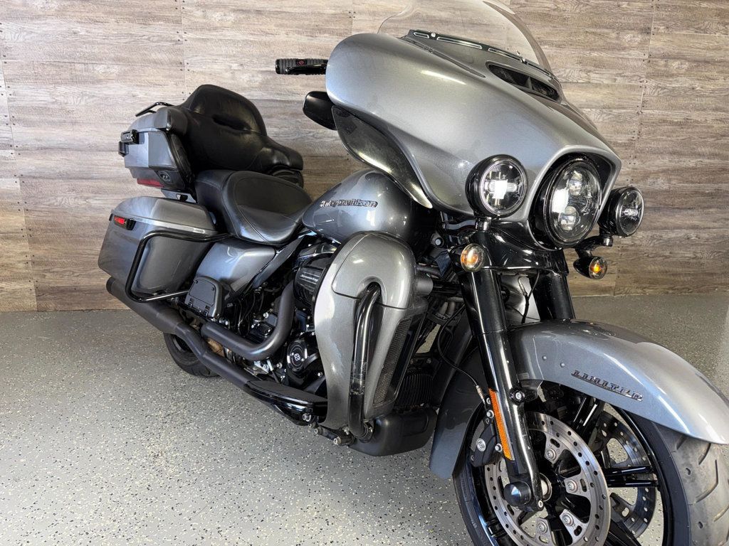 2021 Harley-Davidson FLHTK Ultra Limited SUPER CLEAN! - 23034362 - 8