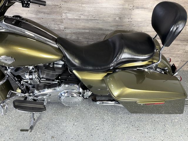 2021 Harley-Davidson FLHXS Street Glide Special One Owner! - 23071419 - 13