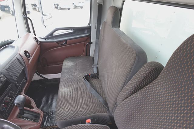 2021 HINO L6AA (26ft Box with ICC Bumper) - 23023160 - 24