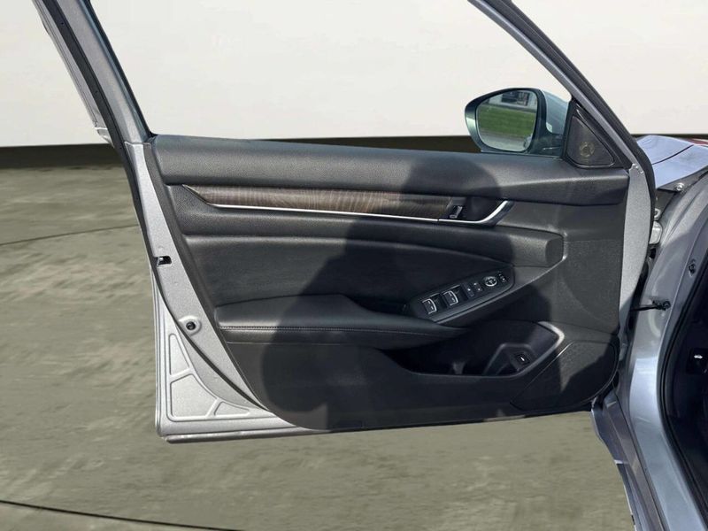 2021 Honda Accord Hybrid EX Sedan - 23011866 - 9