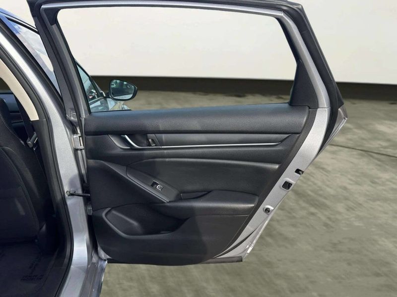 2021 Honda Accord Hybrid EX Sedan - 23011866 - 15