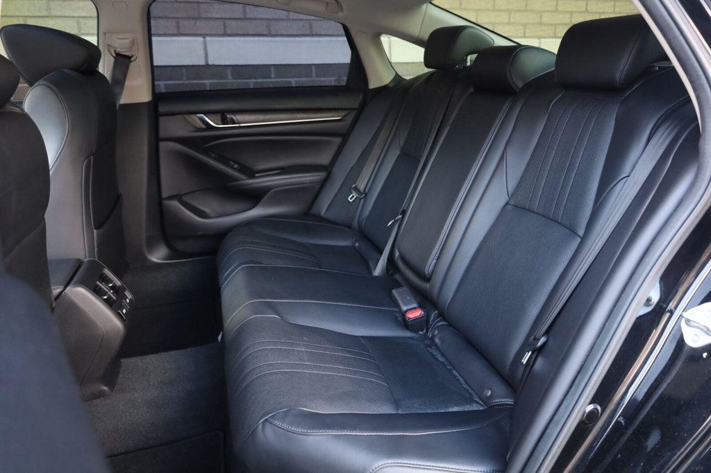 Honda Accord photo 22