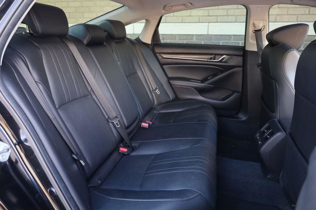 Honda Accord photo 23