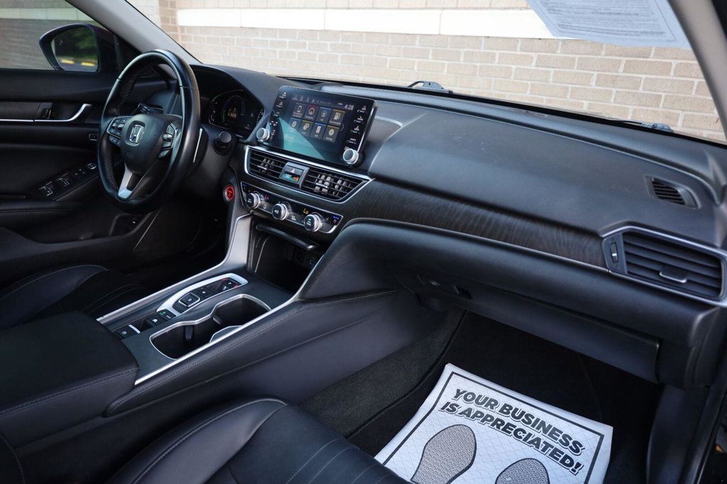Honda Accord photo 28