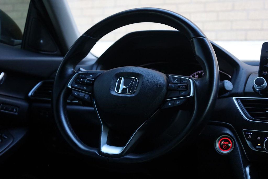 Honda Accord photo 29