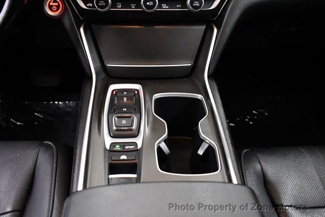 2021 Honda Accord Hybrid Touring Sedan - 22556848 - 26